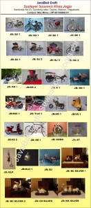 miniatur sepeda, miniatur andong, miniatur becak, miniatur kereta, minitur vespa, souvenir khas jogja