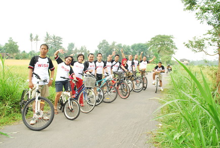 prambanan rice field cycling trip