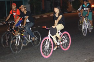 Jogja last friday dan wisata sepeda malam atau jogja night rider