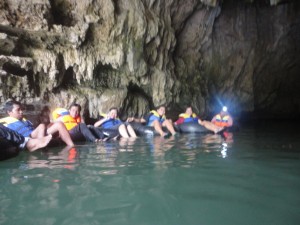 Goa-pindul-cave-tubing-di-gunungkidul-jogja-photo