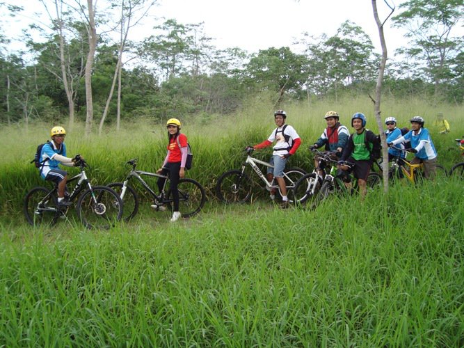 rent-bicycle-for-cycling-tours-in-jogja-tourism-destination