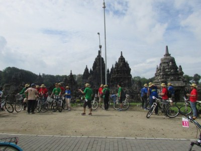 Outing Seru Di Candi Prambanan Jogja